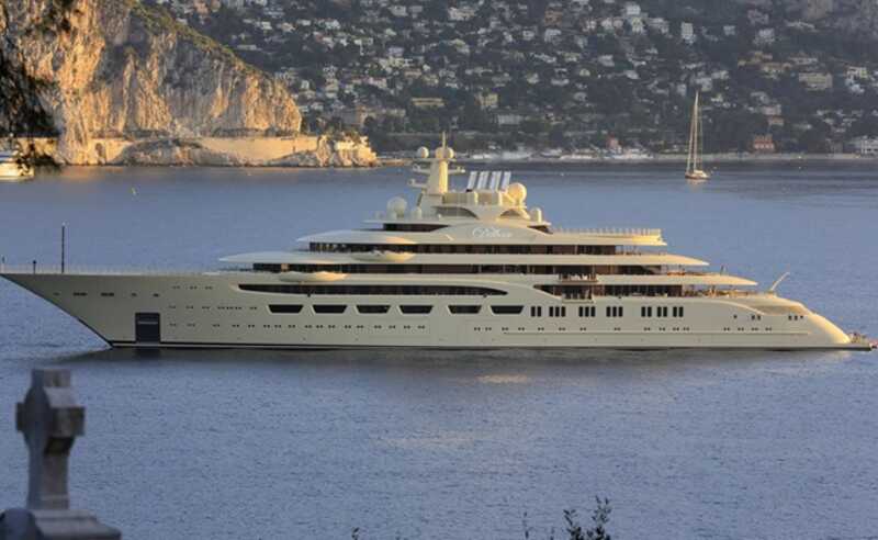 Гамбургский суд запретил называть Усманова владельцем яхты Dilbar