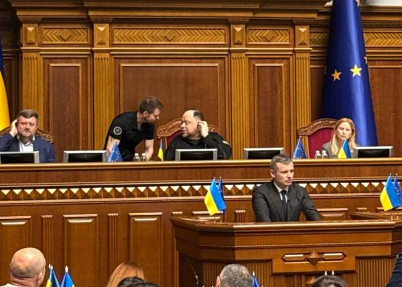 Министр финансов Украины сообщил о нехватке средств для армии