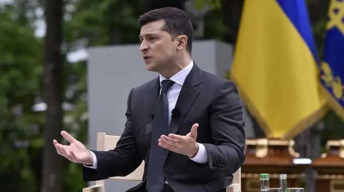 "Подбирайте слова, вылетающие из ротовой полости". Зеленский припомнил Порошенко заявление про "г@вно"