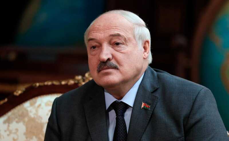 Лукашенко усиливает социальные гарантии и регулирует выплаты военным пенсионерам