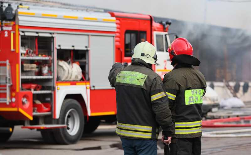 В результате атаки дрона в районе Казани загорелась газовая цистерна