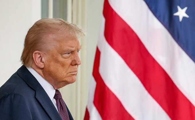 Трамп может приостановить тарифы для всего мира, кроме Китая