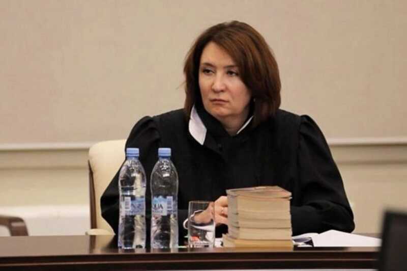 Бывшая судья Елена Хахалева уехала из Азербайджана после отказа в её экстрадиции