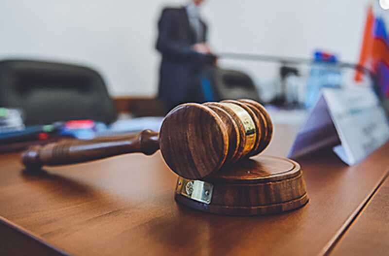 Французский суд приговорил бывшего медика к 20 годам лишения свободы за сексуализированное насилие в отношении сотен детей