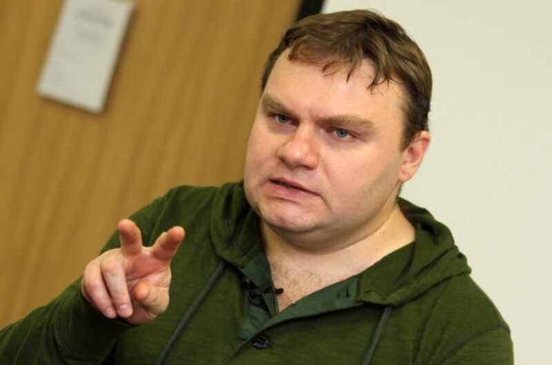 Министерство внутренних дел разыскивает Александра Плющева: журналиста подозревают в нарушении закона об иностранных агентах