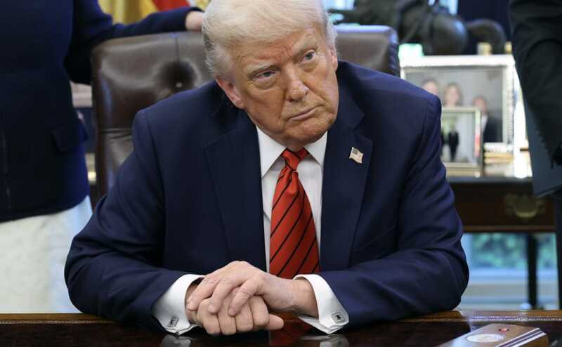 Трамп пытается избежать конфликта с Ираном и настаивает на ведении переговоров