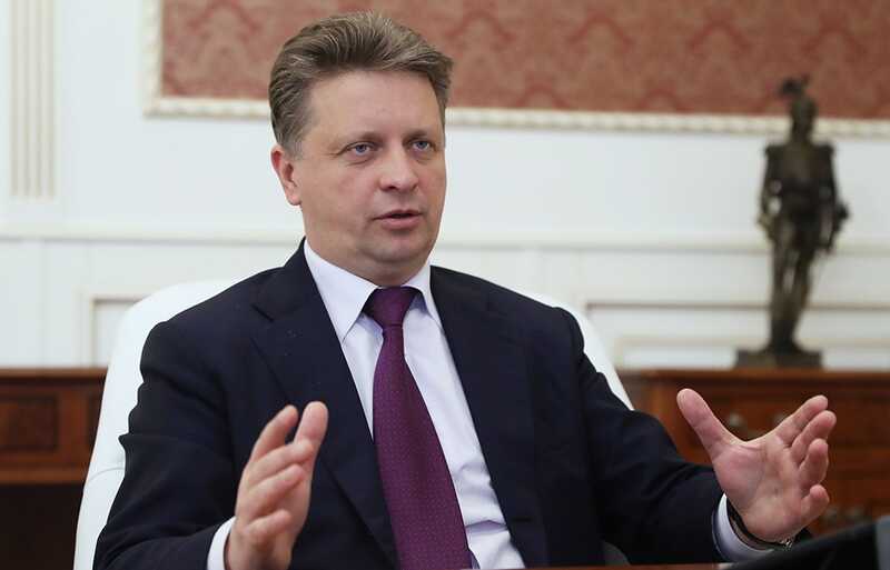 Максим Соколов признает, что российский автопром слабо справляется без государственной поддержки