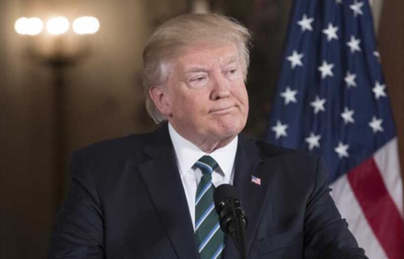 Популярность Трампа и демократов снижается одновременно