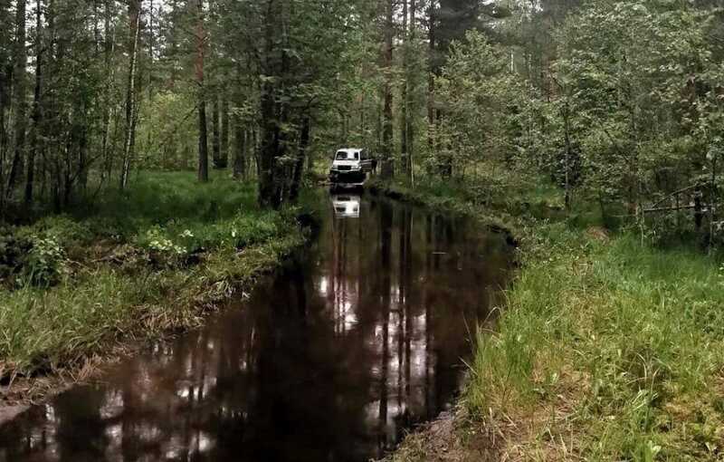 Жителей Псковской области оставили в грязи «ждать хорошую погоду»