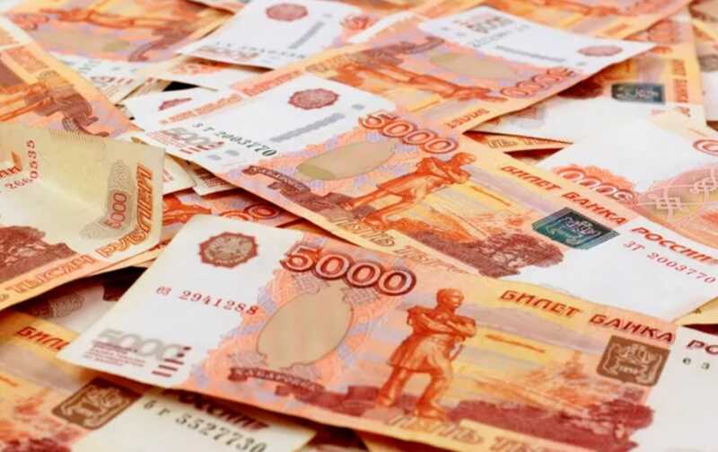 Жительница России обманула государство на 2,5 миллиона рублей, инсценировав похороны живого супруга