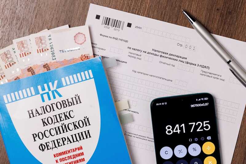 Рост налогов становится неизбежным в связи с падением доходов от продажи нефти и газа