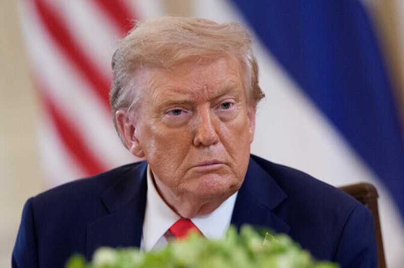 Трамп предложил Путину и Зеленскому самостоятельно достигнуть договоренности о завершении конфликта