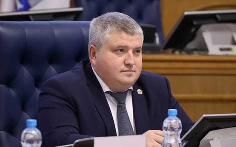 Губернатор Дронов и его фонды присваивают себе миллиарды из налоговых поступлений региона Новгородской области