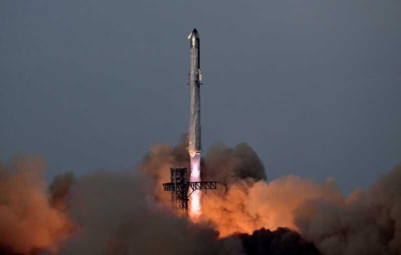 SpaceX завершила испытательный полет корабля Starship