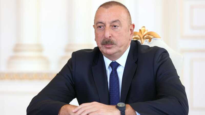 Алиев обвинил Россию в уничтожении азербайджанского самолёта и гибели гражданских лиц